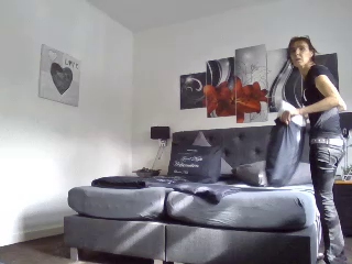 naomie71 03-08-2021 Show 